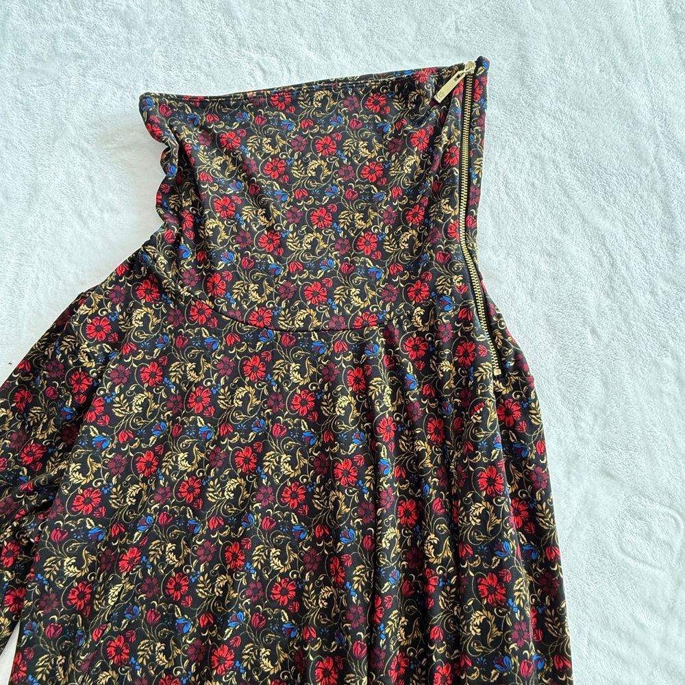 Chaus Black pull over with Red and Gold Floral Pattern